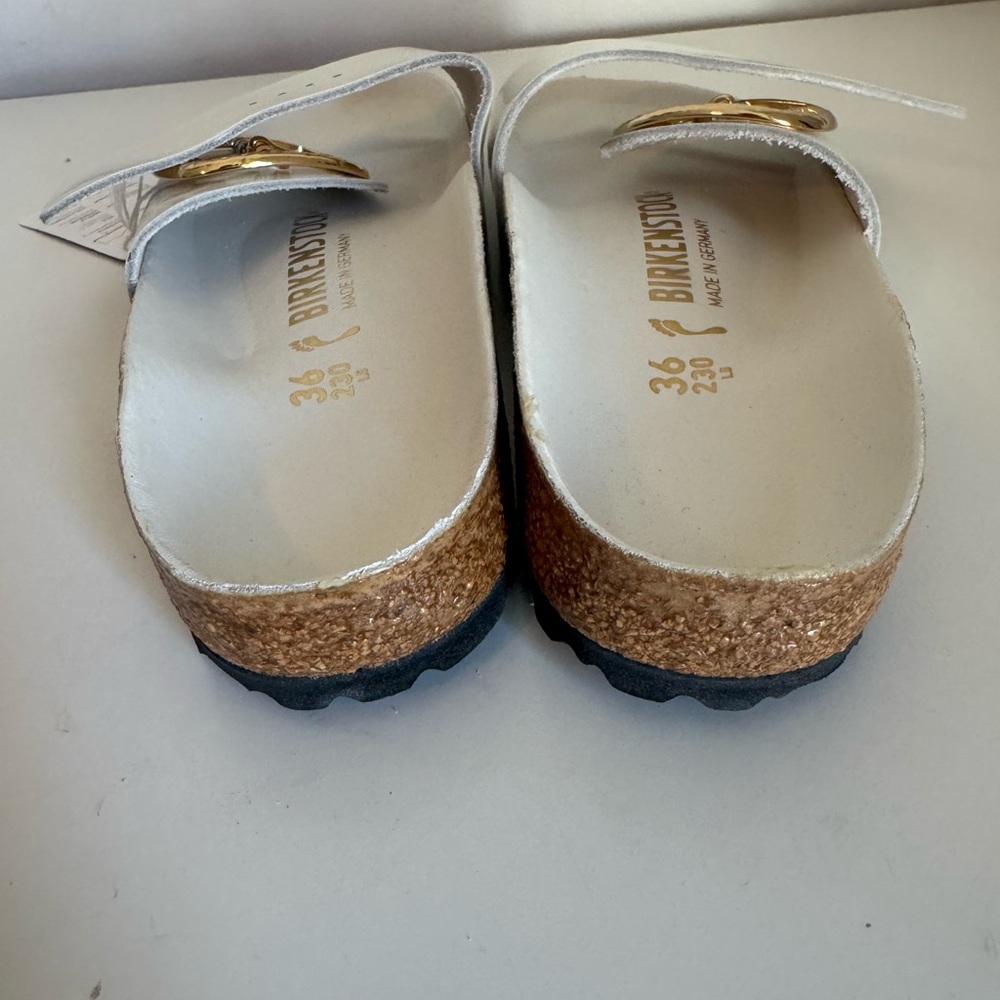 Birkenstock Cream Sandals with Gold Accents - Picture 12 of 14